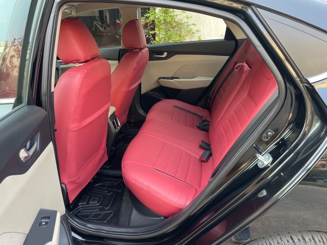 Second-hand 2023 Hyundai Verna SX Diesel for sale in Bangalore-16