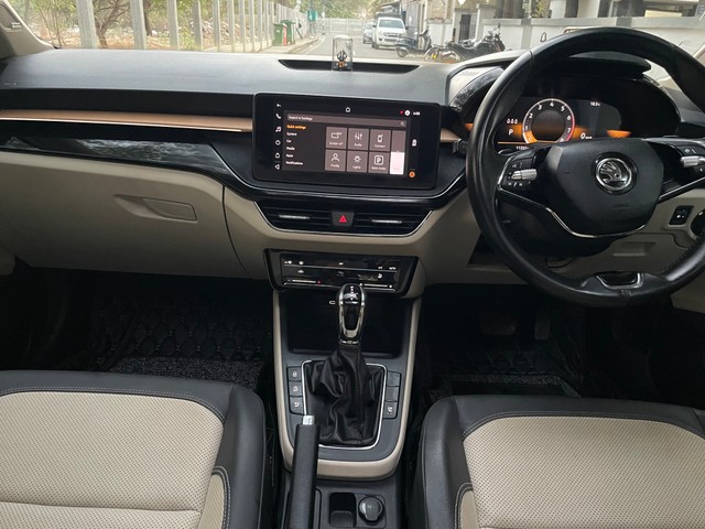 Second-hand 2024 Skoda Slavia 1.5 TSI Style DSG for sale in Bangalore-11