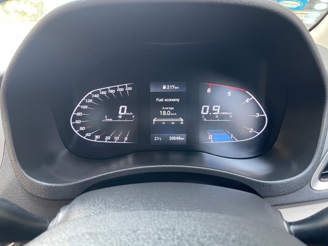 Second-hand 2023 Hyundai Verna SX Diesel for sale in Bangalore-5