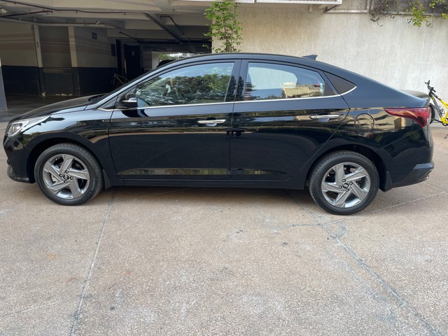 Second-hand 2023 Hyundai Verna SX Diesel for sale in Bangalore-4