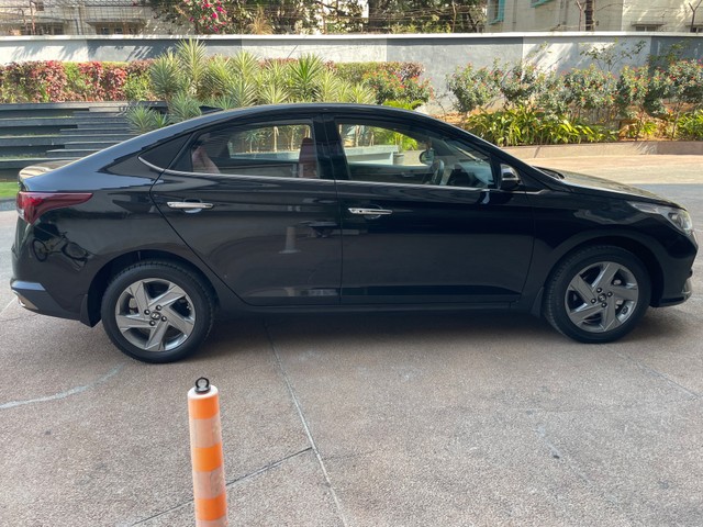 Second-hand 2023 Hyundai Verna SX Diesel for sale in Bangalore-1