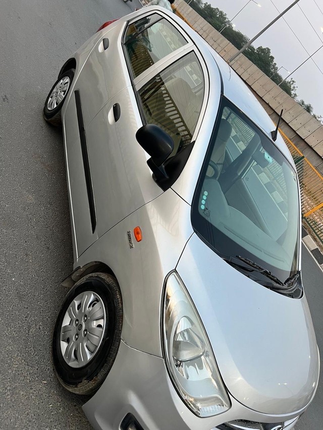 Second-hand 2013 Hyundai i10 Era for sale in Faridabad-3