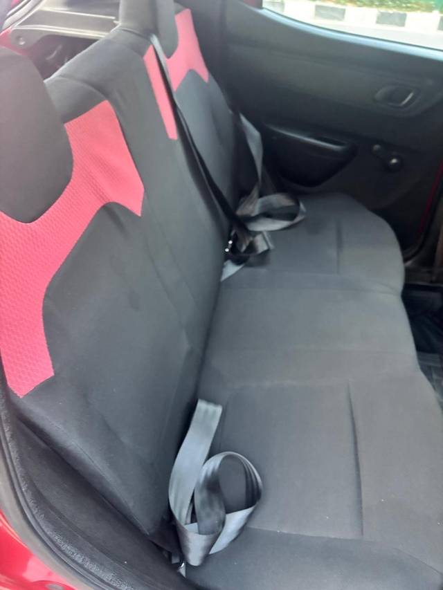 https://images10.gaadi.com/usedcar_image/A5CA7F43-57DC-4339-9355-C1554FB0C8D0/original/43672fe4-fd99-4c9e-a6a5-ec8a7941ca31.jpg?imwidth=6402
