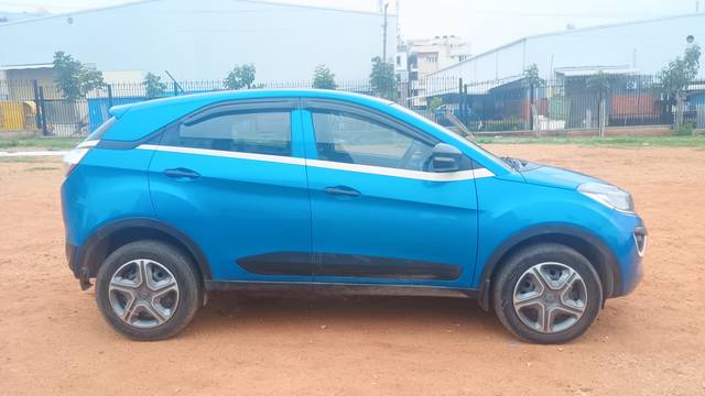 https://images10.gaadi.com/usedcar_image/A719A636-2F52-4B47-AB7A-59C41614A559/original/1c483219-5c47-476f-bd89-c04f2f7b9cff.jpg?imwidth=6401