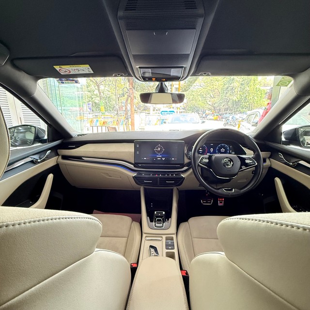 Skoda Octavia Laurin and Klement Second-hand 2022 Skoda Octavia Laurin and Klement for sale in Chennai-10