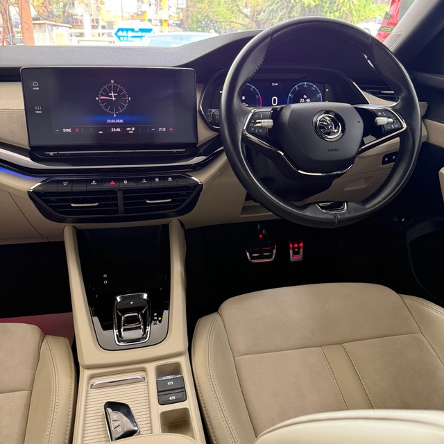 Skoda Octavia Laurin and Klement Second-hand 2022 Skoda Octavia Laurin and Klement for sale in Chennai-8