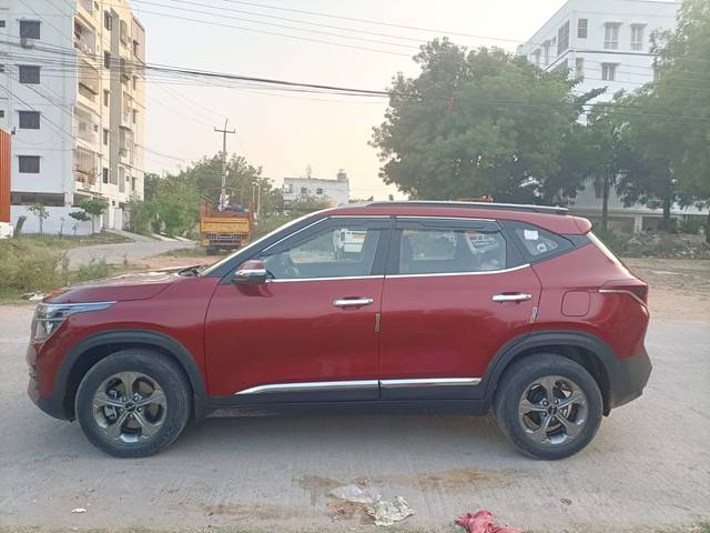 https://images10.gaadi.com/usedcar_image/ABA1F5BA-086C-41FA-89AD-6C78D3E16F26/original/02f93610-cb26-40de-9dc6-f1e7ead26239.jpg?imwidth=6402