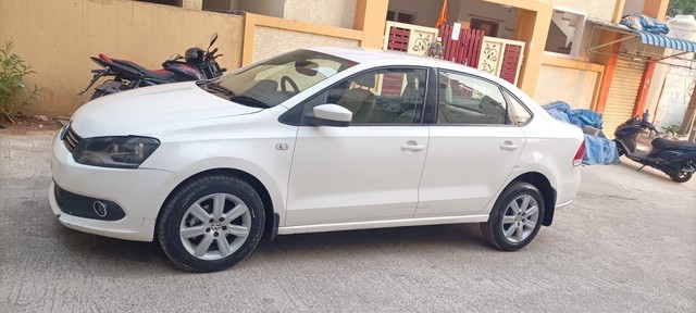 Second-hand 2014 Volkswagen Vento 1.5 TDI Comfortline AT for sale in Hyderabad-4
