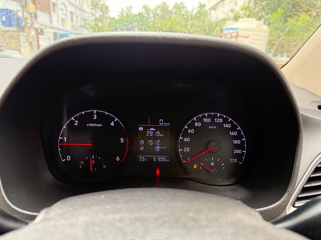 Hyundai Verna CRDi 1.6 SX Second-hand 2018 Hyundai Verna CRDi 1.6 SX for sale in Hyderabad-15