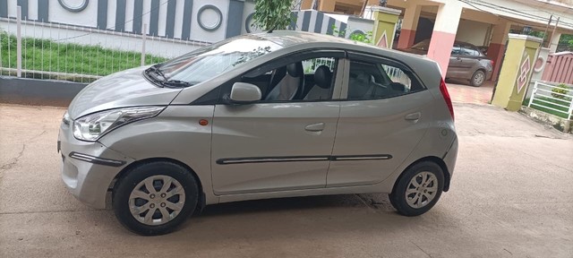 Second-hand 2015 Hyundai EON Sportz for sale in Hyderabad-4