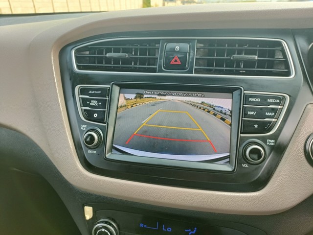 Second-hand 2019 Hyundai i20 Asta Option Diesel for sale in Hyderabad-15