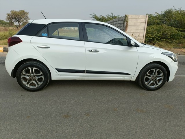 Second-hand 2019 Hyundai i20 Asta Option Diesel for sale in Hyderabad-1