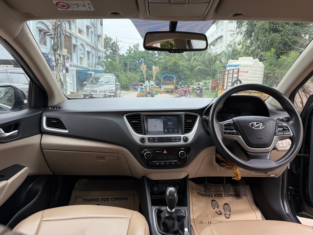 Hyundai Verna CRDi 1.6 SX Second-hand 2018 Hyundai Verna CRDi 1.6 SX for sale in Hyderabad-15