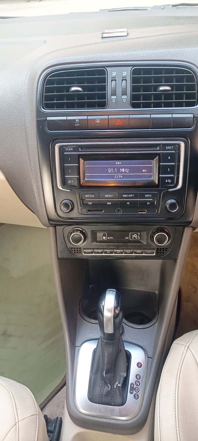 Second-hand 2014 Volkswagen Vento 1.5 TDI Comfortline AT for sale in Hyderabad-8