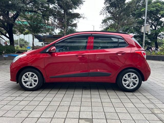 Second-hand 2018 Hyundai Grand i10 1.2 Kappa Sportz BSIV for sale in Pune-3