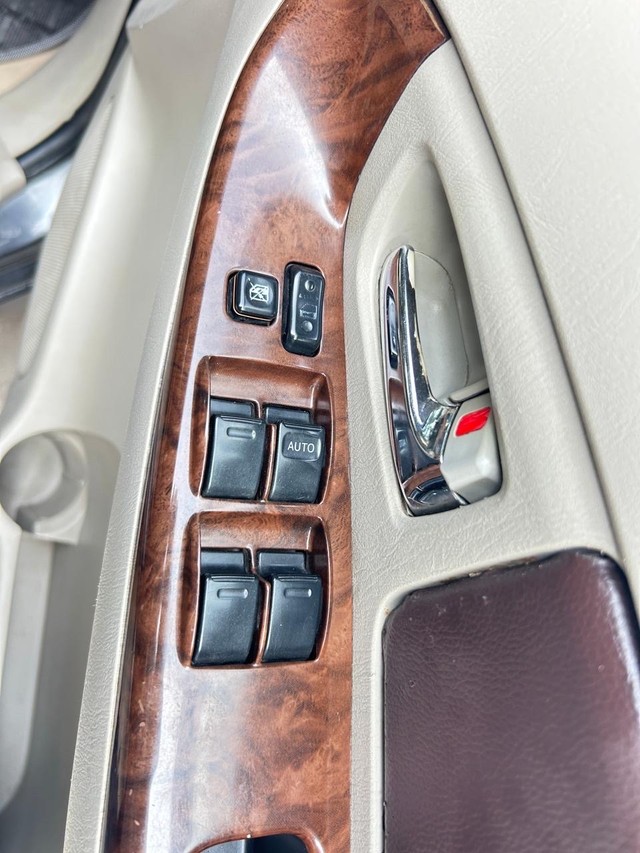 Second-hand 2014 Toyota Innova 2.5 G (Diesel) 7 Seater BS IV for sale in Pune-17