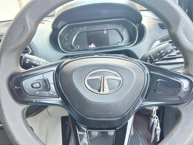 Second-hand 2022 Tata Tiago XZ Plus CNG BSVI for sale in Pune-9