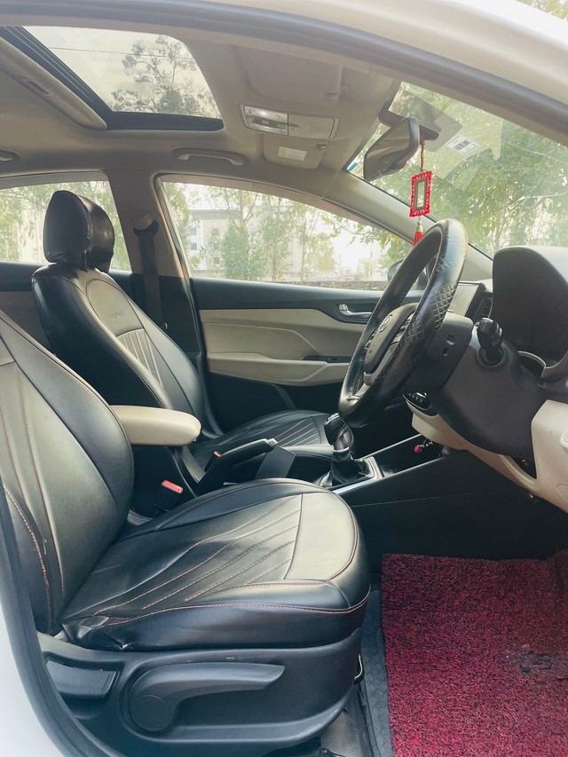 Second-hand 2023 Hyundai Verna SX Diesel for sale in Jaipur-8