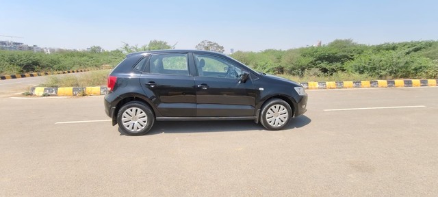 Volkswagen Polo IPL II 1.2 Diesel Highline Second-hand 2014 Volkswagen Polo IPL II 1.2 Diesel Highline for sale in Hyderabad-1