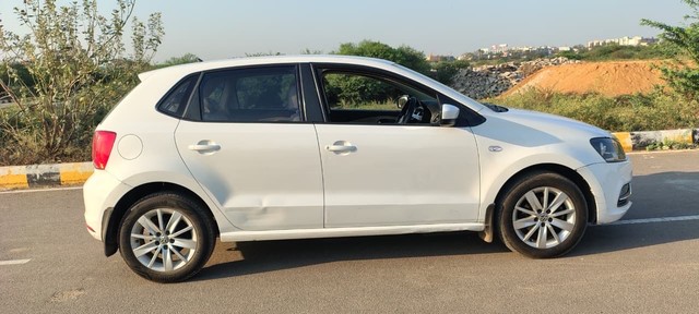 Volkswagen Polo Exquisite 1.5 TDI Highline Second-hand 2015 Volkswagen Polo Exquisite 1.5 TDI Highline for sale in Hyderabad-1