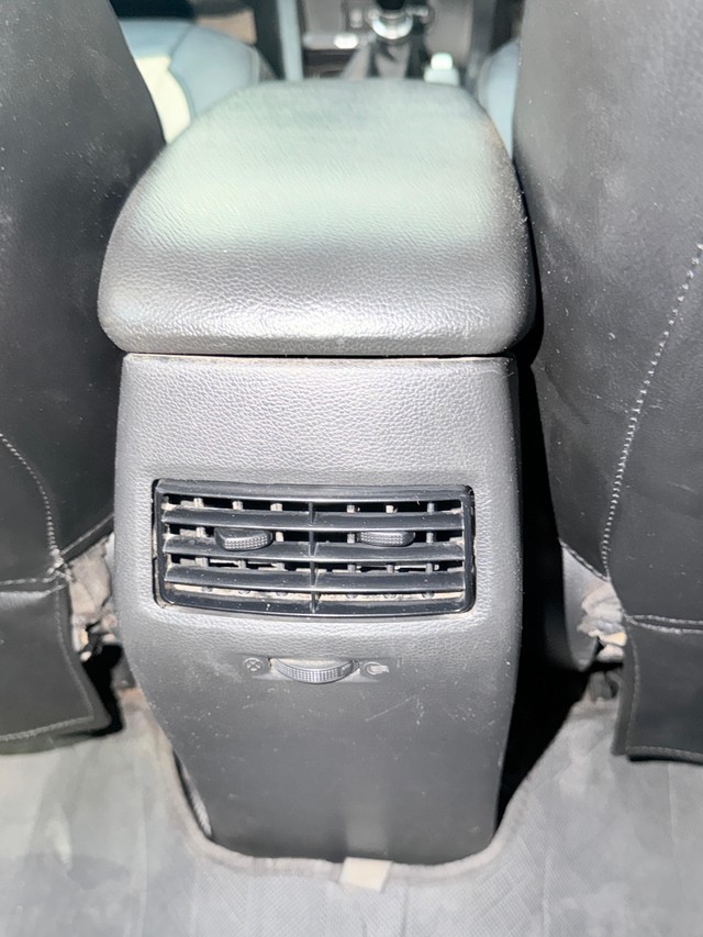 Second-hand 2017 Hyundai i20 1.4 Asta for sale in Hyderabad-4