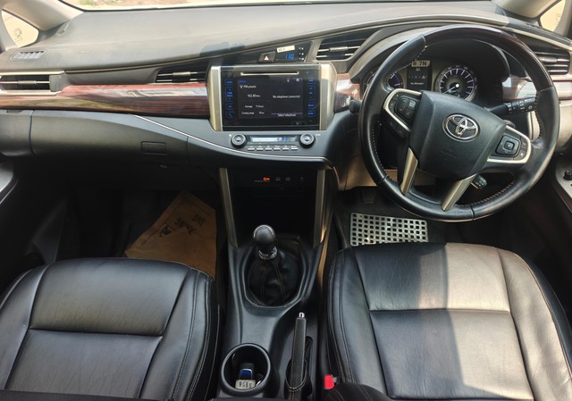 Second-hand 2020 Toyota Innova Crysta 2.4 G MT for sale in Hyderabad-4