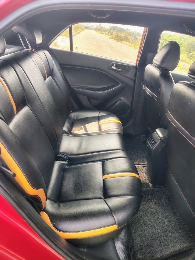 Second-hand 2017 Hyundai i20 Asta 1.4 CRDi for sale in Hyderabad-14