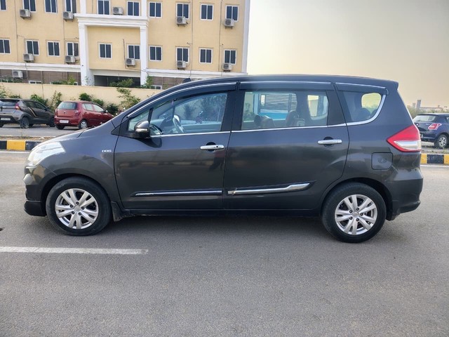 Second-hand 2017 Maruti Suzuki Ertiga SHVS ZDI for sale in Hyderabad-2