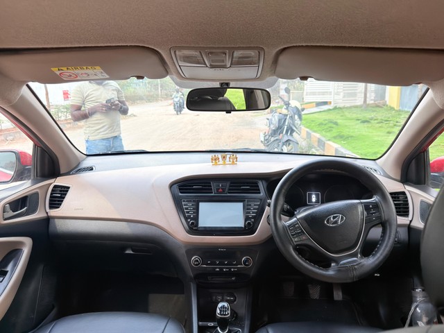 Second-hand 2017 Hyundai i20 1.4 Asta for sale in Hyderabad-13