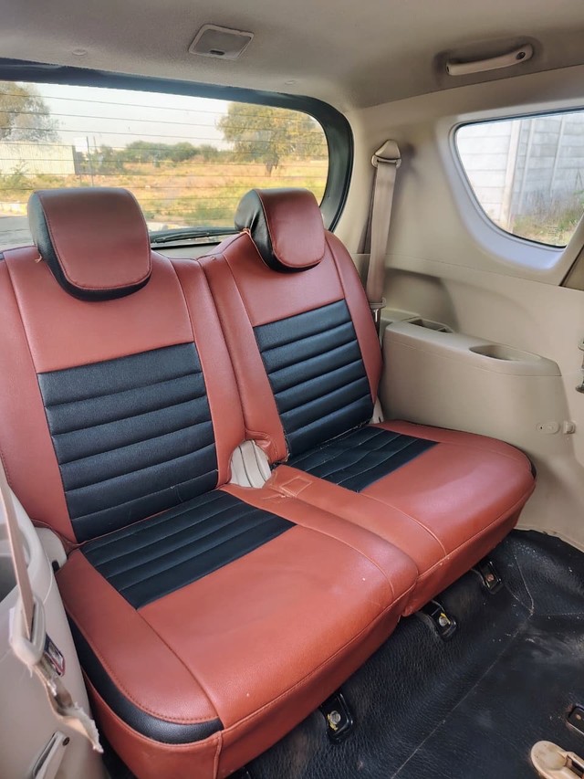 Second-hand 2017 Maruti Suzuki Ertiga SHVS ZDI for sale in Hyderabad-9