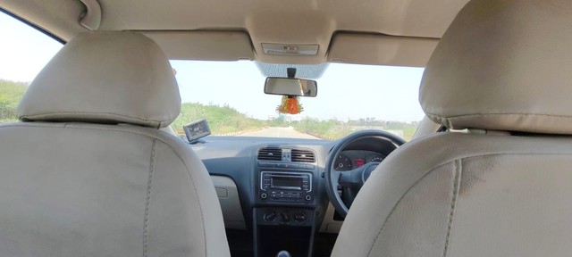 Volkswagen Polo IPL II 1.2 Diesel Highline Second-hand 2014 Volkswagen Polo IPL II 1.2 Diesel Highline for sale in Hyderabad-8