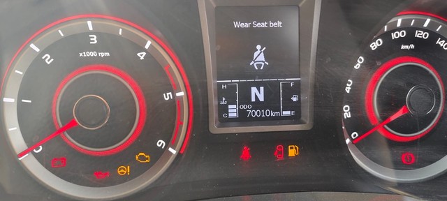 Second-hand 2022 Mahindra XUV300 W8 Diesel Sunroof BSVI for sale in Hyderabad-12