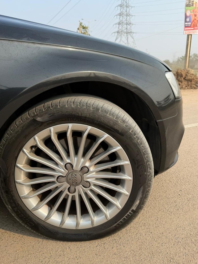 Second-hand 2015 Audi A4 2.0 TDI Multitronic for sale in Hyderabad-10