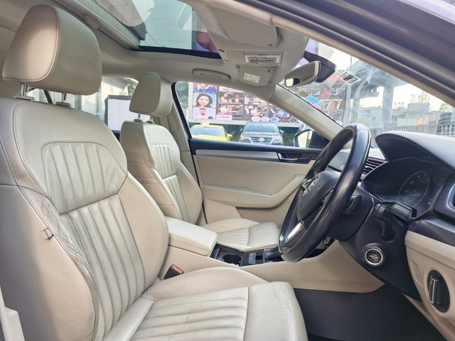 Second-hand 2017 Skoda Superb Style 1.8 TSI AT for sale in Mumbai-11