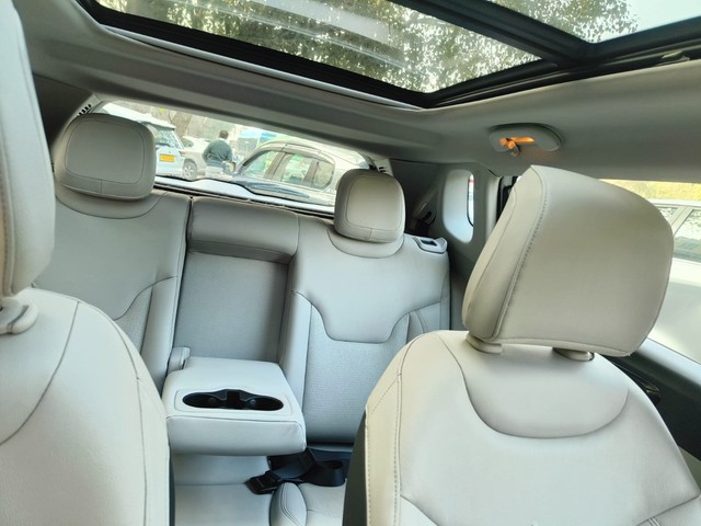 Second-hand 2021 Jeep Compass 1.4 Limited Opt DCT BSVI for sale in New Delhi-14