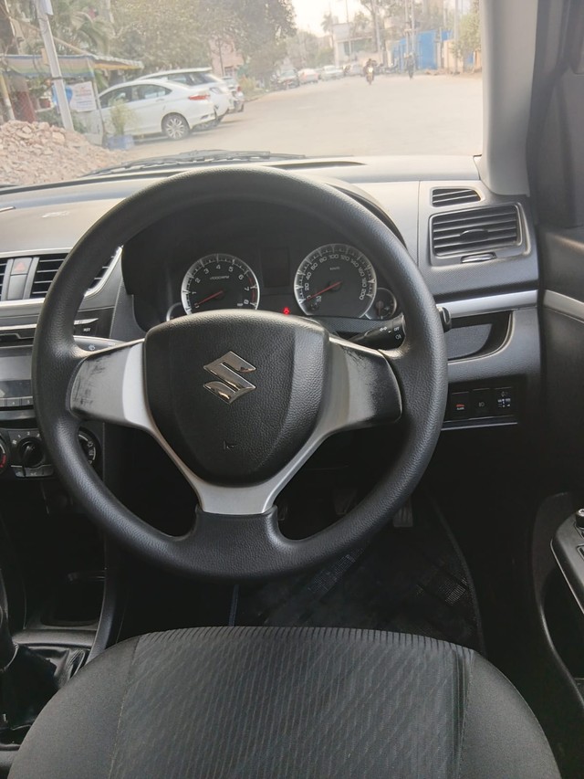 Second-hand 2015 Maruti Suzuki Swift VXI for sale in Indore-9