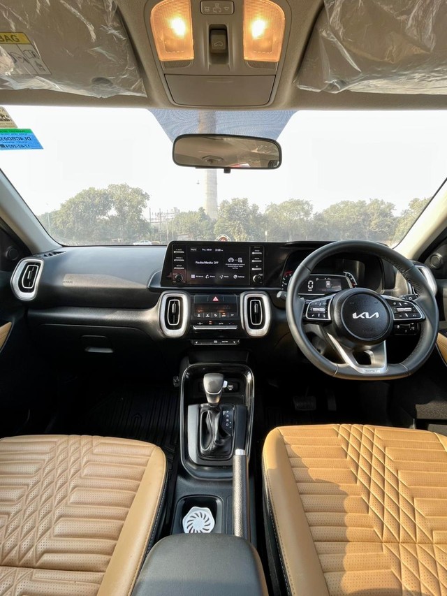 Second-hand 2024 Kia Sonet HTX Turbo iMT for sale in New Delhi-14