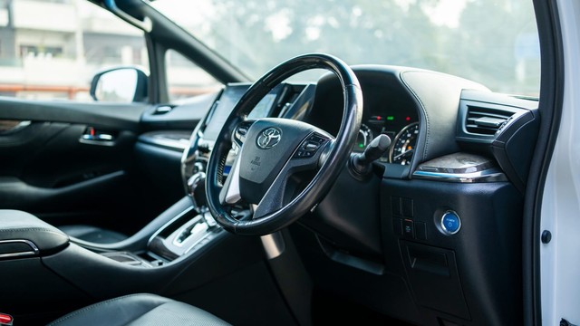 Toyota Vellfire Executive Lounge BSVI Second-hand 2022 Toyota Vellfire Executive Lounge BSVI for sale in New Delhi-3