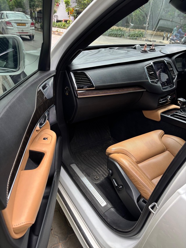 Second-hand 2017 Volvo XC90 D5 Inscription BSIV for sale in Bangalore-4
