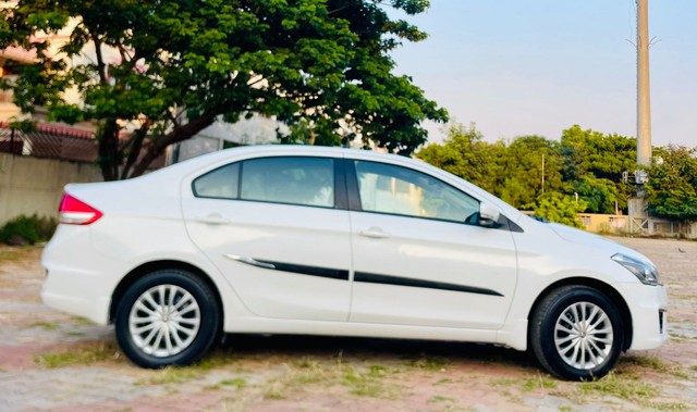 Second-hand 2016 Maruti Ciaz VDi Option SHVS for sale in Ahmedabad-1