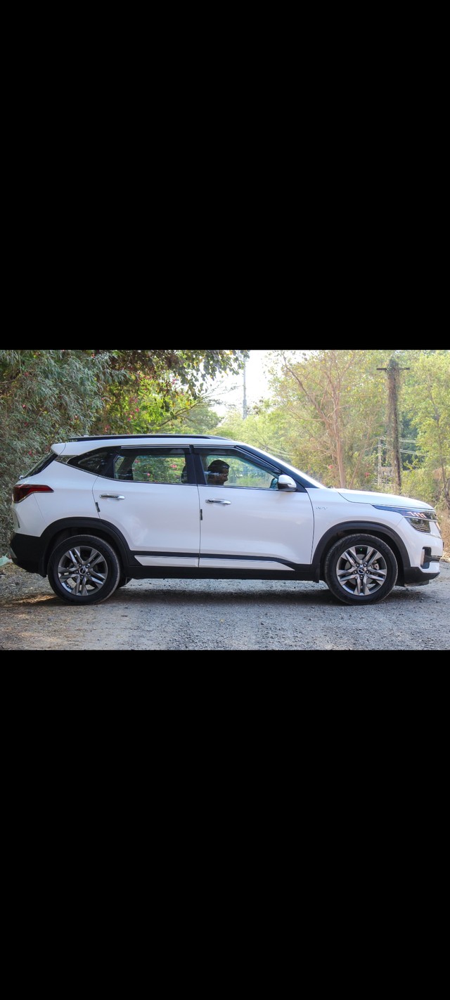 Second-hand 2022 Kia Seltos HTX IVT for sale in Ahmedabad-3