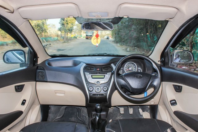 Second-hand 2013 Hyundai EON Magna Plus for sale in Ahmedabad-15