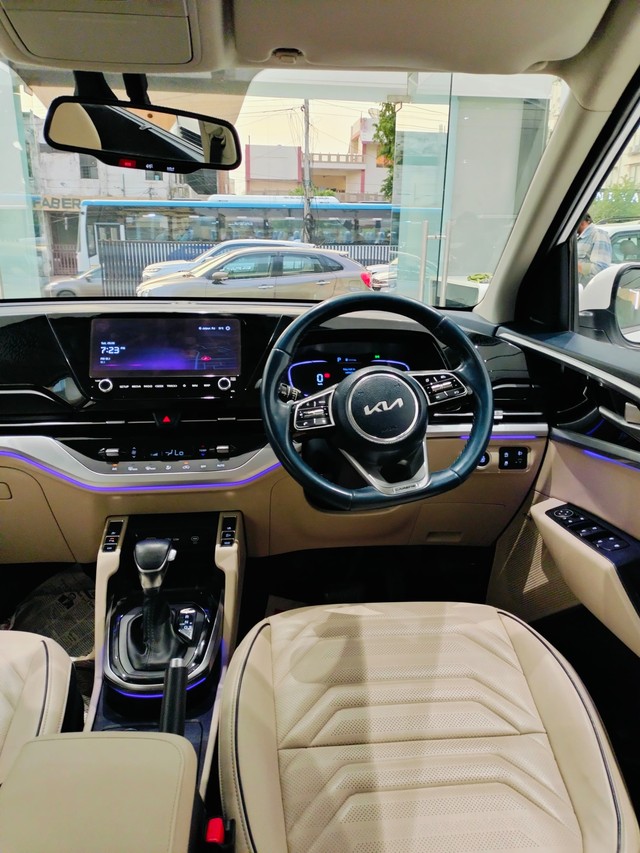 Kia Carens Luxury Plus Diesel AT BSVI Second-hand 2023 Kia Carens Luxury Plus Diesel AT BSVI for sale in Jaipur-8