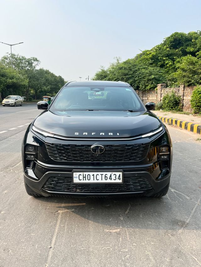 Tata Safari Accomplished Plus AT Second-hand 2024 Tata Safari Accomplished Plus AT for sale in New Delhi