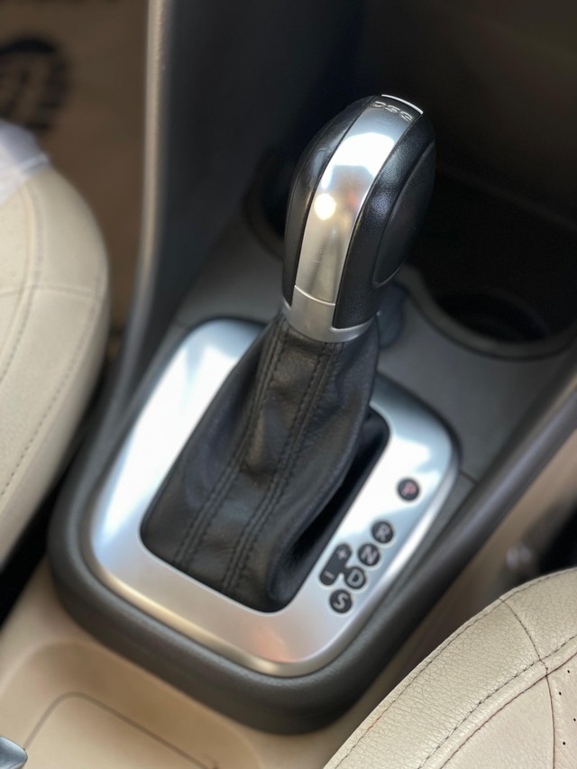 Second-hand 2015 Volkswagen Vento 1.2 TSI Comfortline AT for sale in New Delhi-11