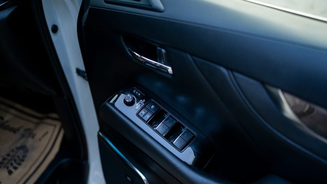 Toyota Vellfire Executive Lounge BSVI Second-hand 2022 Toyota Vellfire Executive Lounge BSVI for sale in New Delhi-15