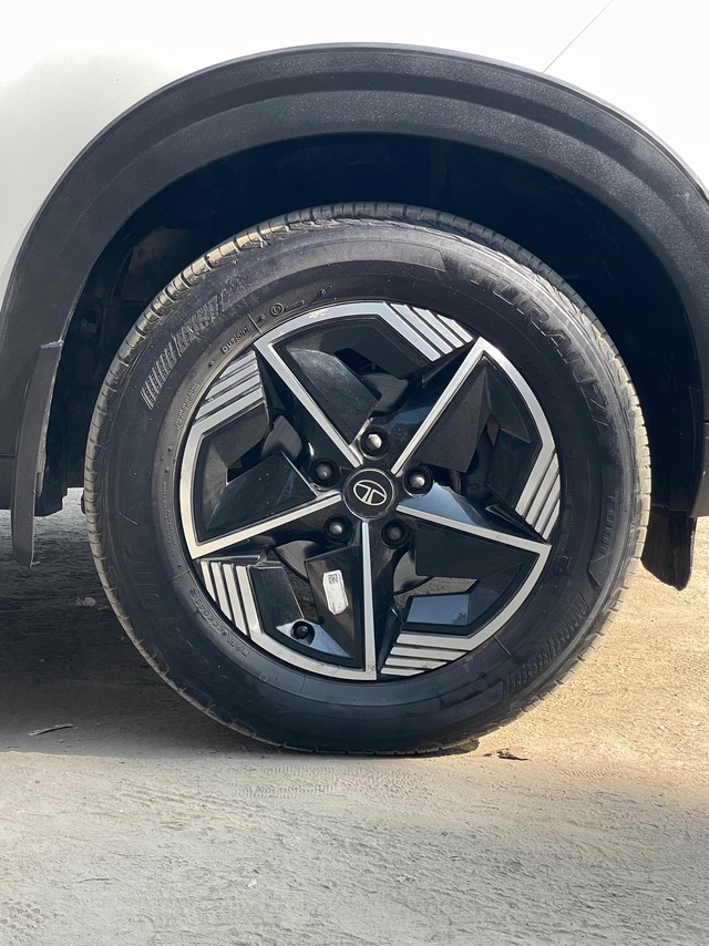 Second-hand 2024 Tata Nexon Creative Plus S for sale in New Delhi-7