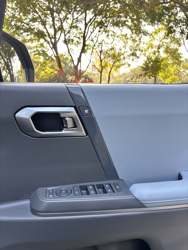 Second-hand 2025 Kia Syros HTX Turbo DCT for sale in Indore-14