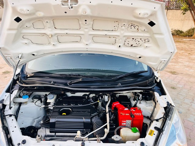 Second-hand 2017 Maruti Wagon R VXI BS IV for sale in Ahmedabad-5