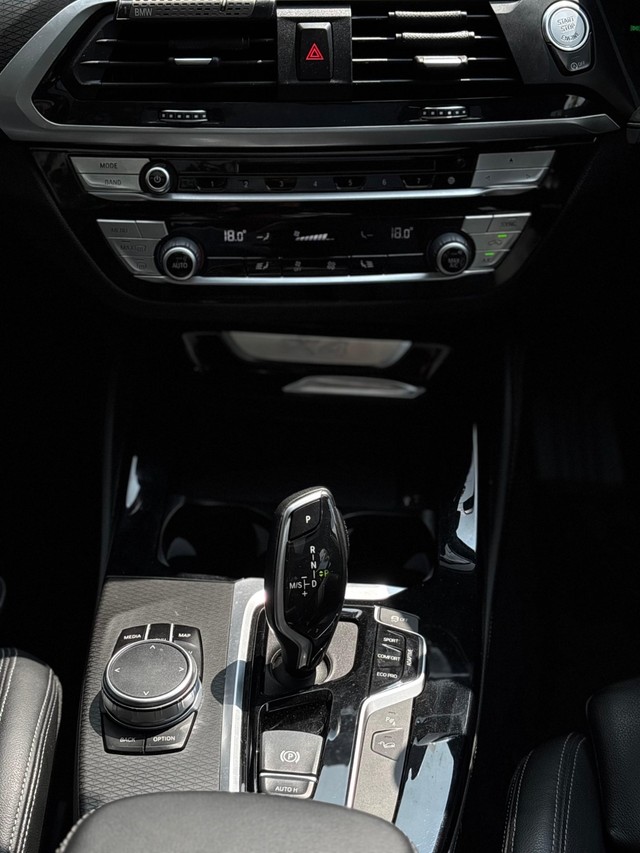 Second-hand 2021 BMW X4 M Sport X xDrive30d for sale in Bangalore-11